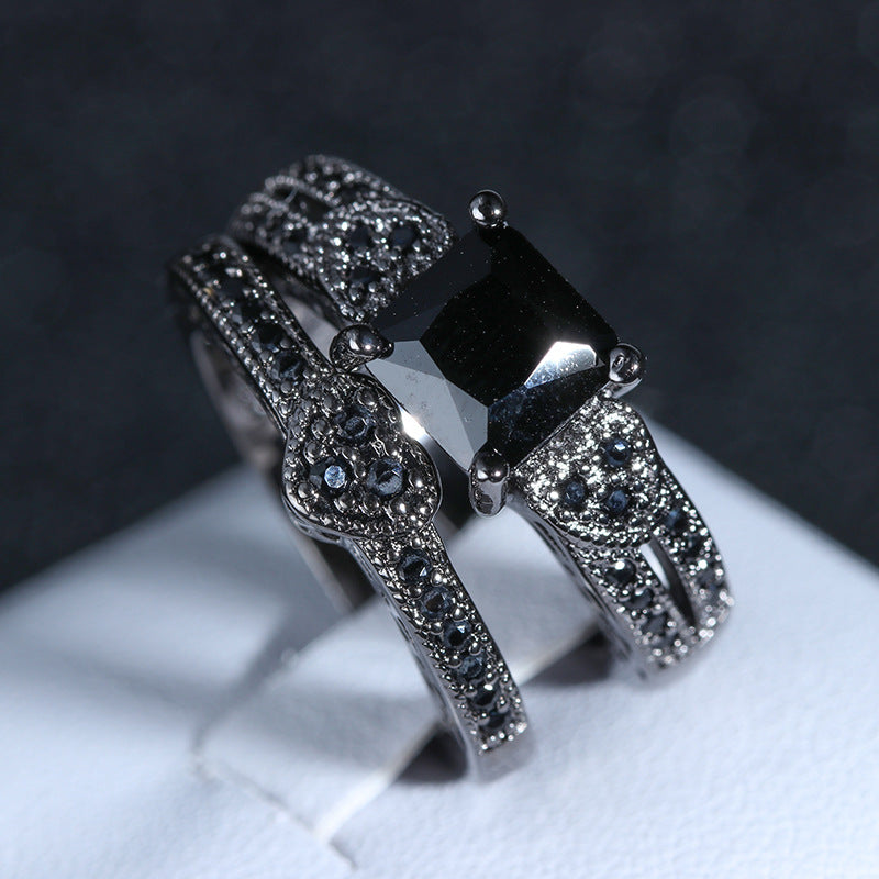 2Pcs/set Classic Engagement Ring Gun Black Zirconia Heart