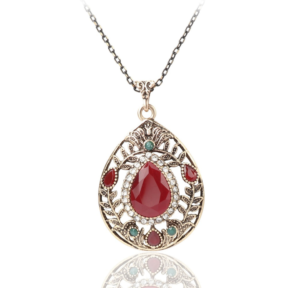 Vintage Pendant Necklace Hollow Leaf Red Gemstone Water Drop