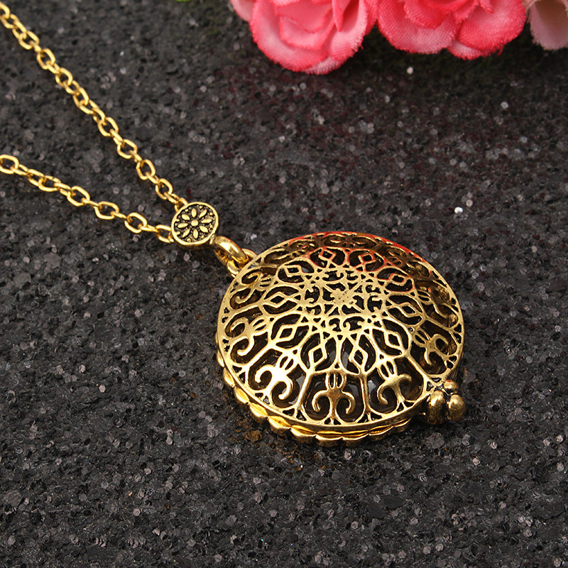 Tree Life Hollow Vintage Retro Magnifier Pendant Glass Necklace Chain