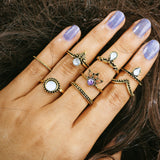 8 Pcs  Women Trendy Crystal Geometric Gem Knuckle Ring Set