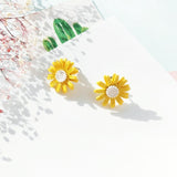 Daisy Flower Stud Earrings Fashion Yellow White Earrings