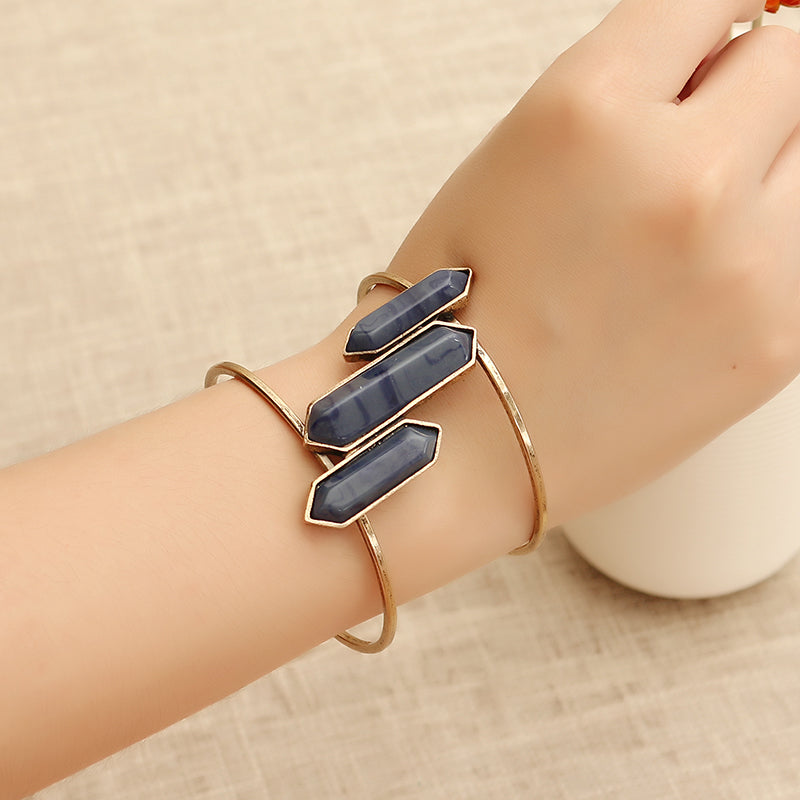 Retro Resin Bullet Open End Women Bangle Bracelets