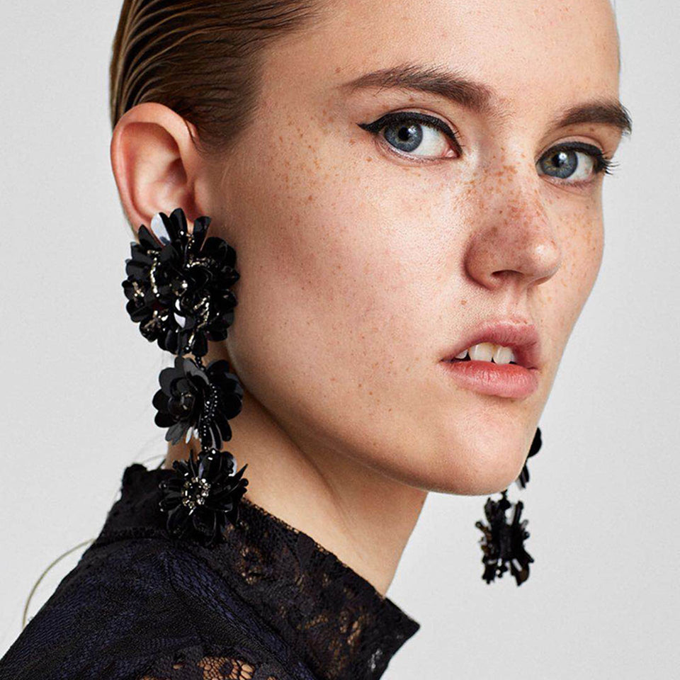 Trendy Hand-made Sequins Three-dimensional Flowers Earrings