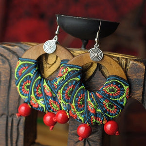 Ethnic Style Women Jewelry Handmade Statement Retro Wood Hoop and Beads Pendant Earrings