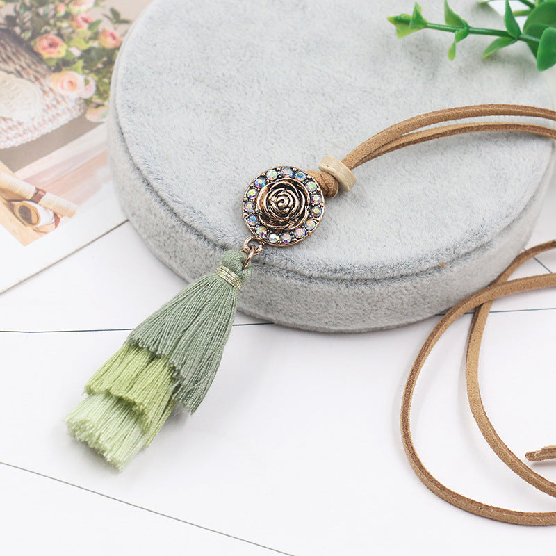 Gradient Colorful Tassels Pendant Ethnic Fashion Necklace for Women