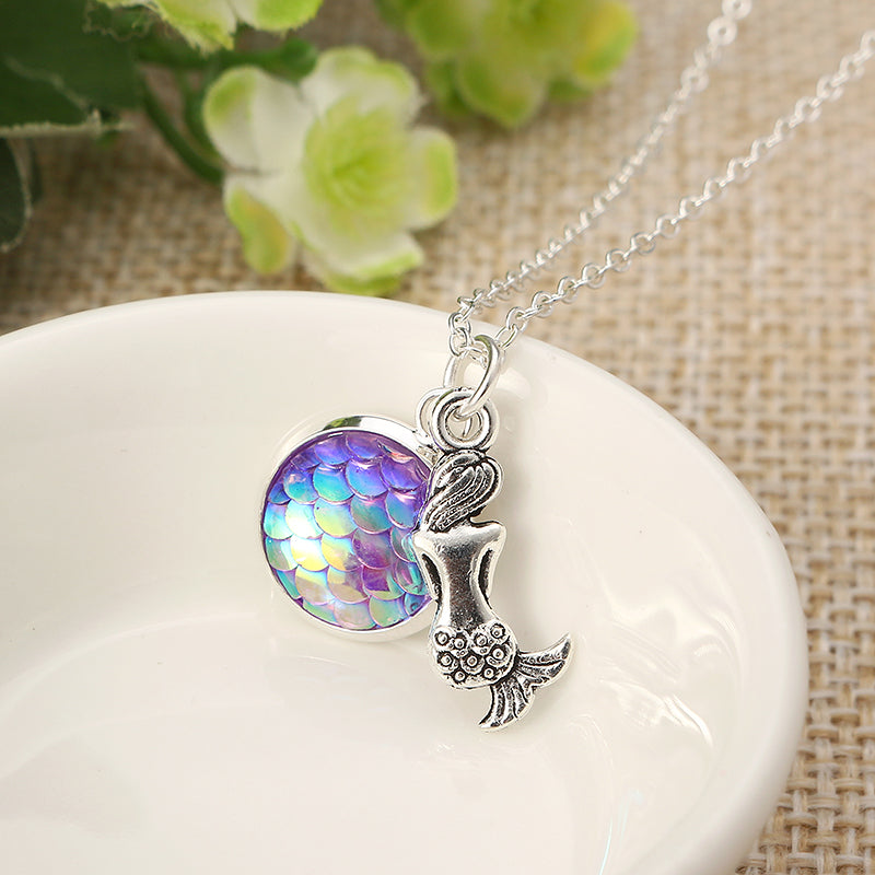 Trendy Time Gemstone Colorful Mermaid Scale Resin Pendant Delicate Silver Necklaces for Girl Women