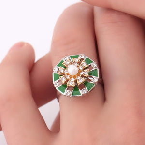 Bohemian Rotating Flower Elegant Pearl Diamond Ring