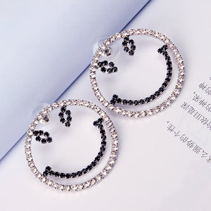 Sweet Large Smile Modeling Earrings