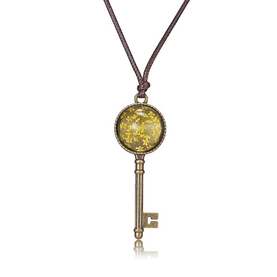 Vintage Gypsophila Metal Key Pendant Necklaces for Women