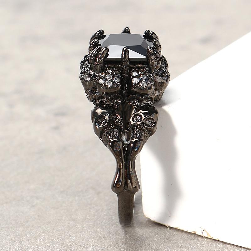 Black Zircon Stainless Steel Ring Gothic Claw Double Skull Rhinestone Finger Ring for Women