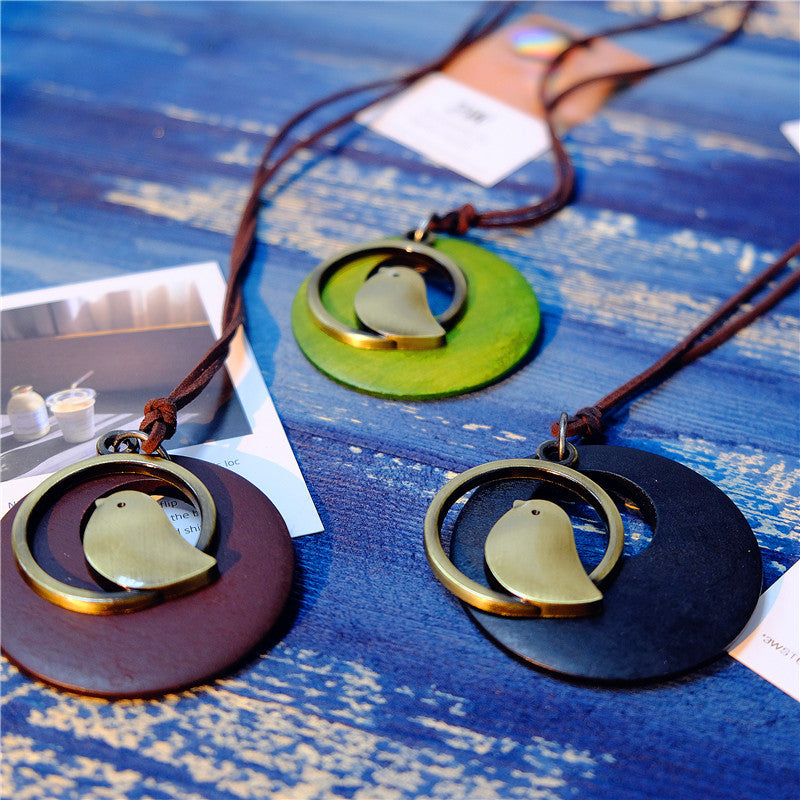 Vintage Round Wood Plate Pendant Necklaces