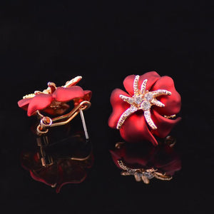 Elegant Brilliant Blooming Flowers Rhinestones Stud Earrings