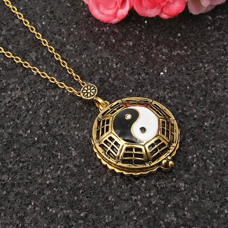 Tree Life Hollow Vintage Retro Magnifier Pendant Glass Necklace Chain