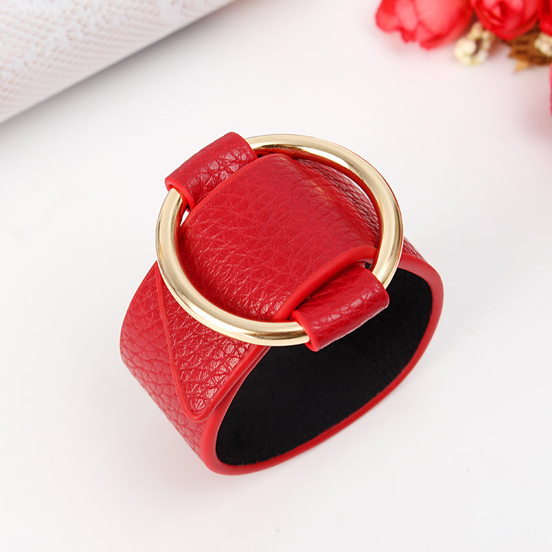 Trendy PU Leather Alloy Circle Bracelet For Women 